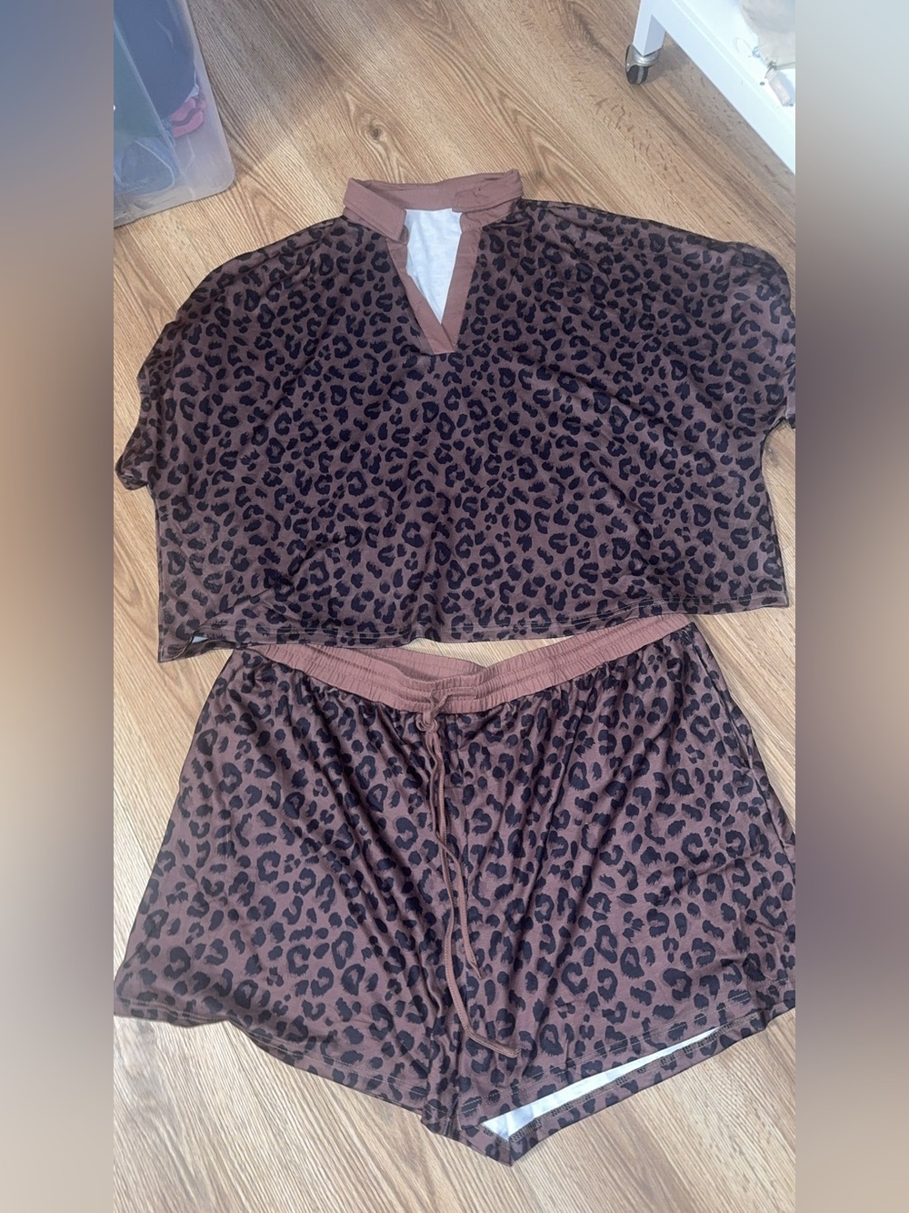 Leopard Print Brown Women’s- Top & Shorts size 2x